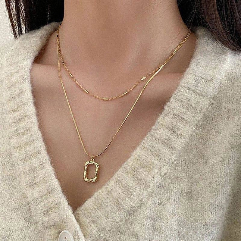 GOLDEN FRAME NECKLACE