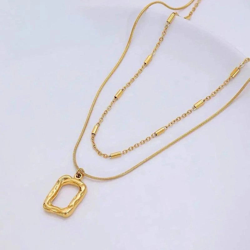 GOLDEN FRAME NECKLACE