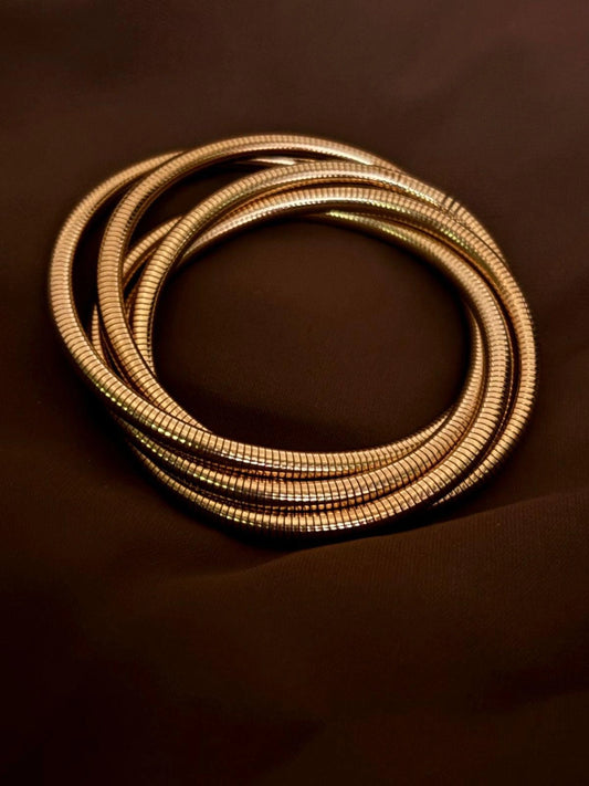 ELEGANT METALLIC COILED BRACELET & CHAIN