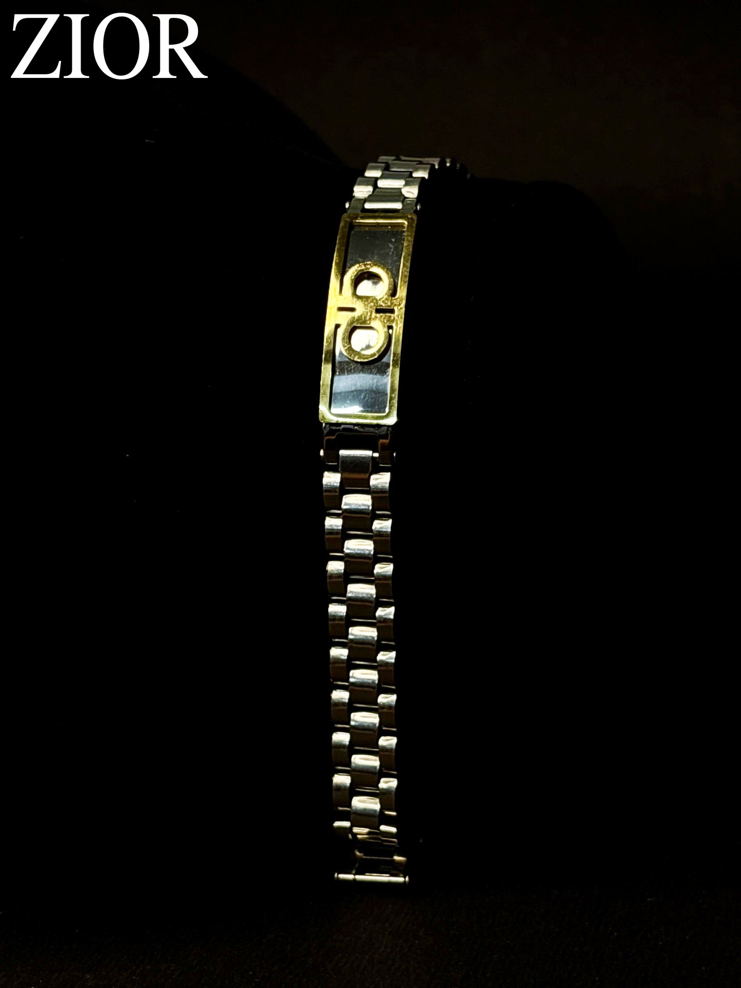 ZIOR Men's Stainless Steel Bracelet with Dual-Tone Link & Signature Clasp Anti-Tarnish Finish
