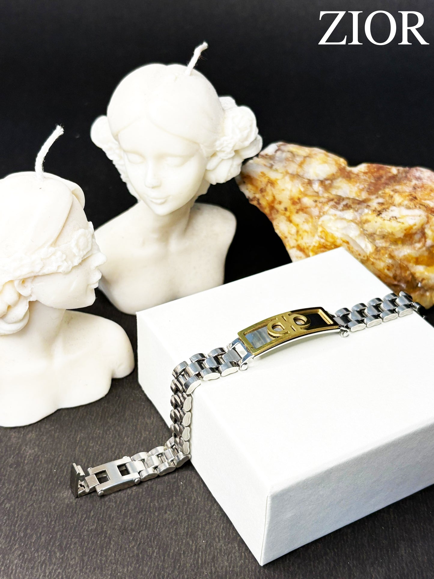 ZIOR Men's Stainless Steel Bracelet with Dual-Tone Link & Signature Clasp Anti-Tarnish Finish