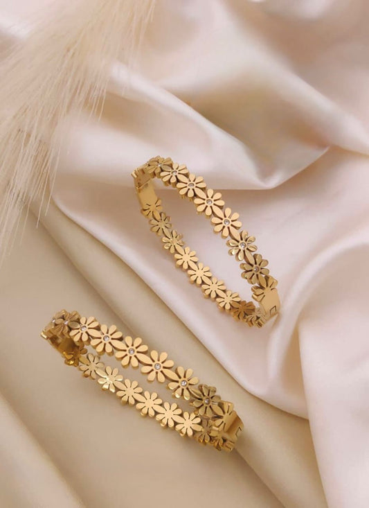Elegant Anti-Tarnish Gold Flower Bangle Bracelet | Korean Inspired Women's Jewellery
