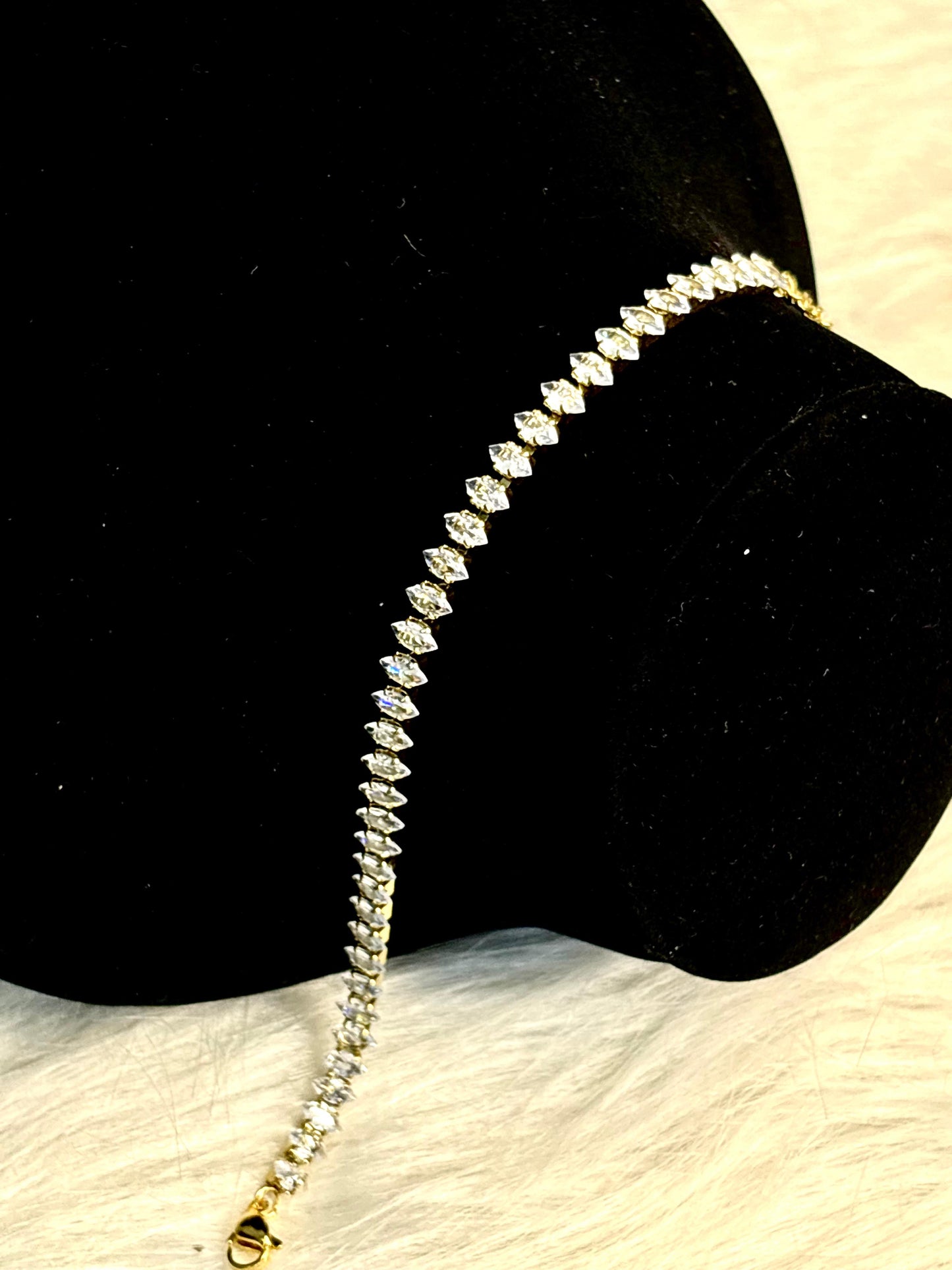 Durable Anti-Tarnish Dainty Sparkly Crystal Stone Bracelet | Korean Fashion Women's Jewellery