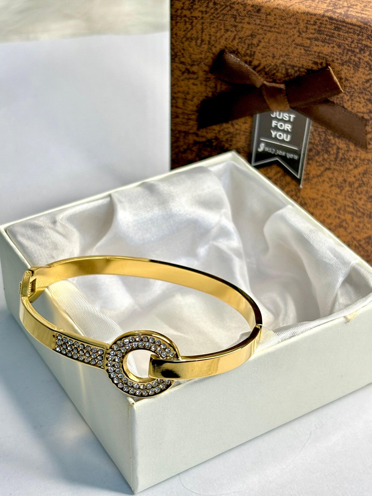 Elegant Anti-Tarnish Gold Rhinestone O-Ring Bangle Bracelet | Korean Inspired Women's Jewellery
