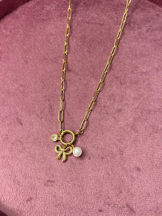 Bow Pendal with Link Chain Necklace