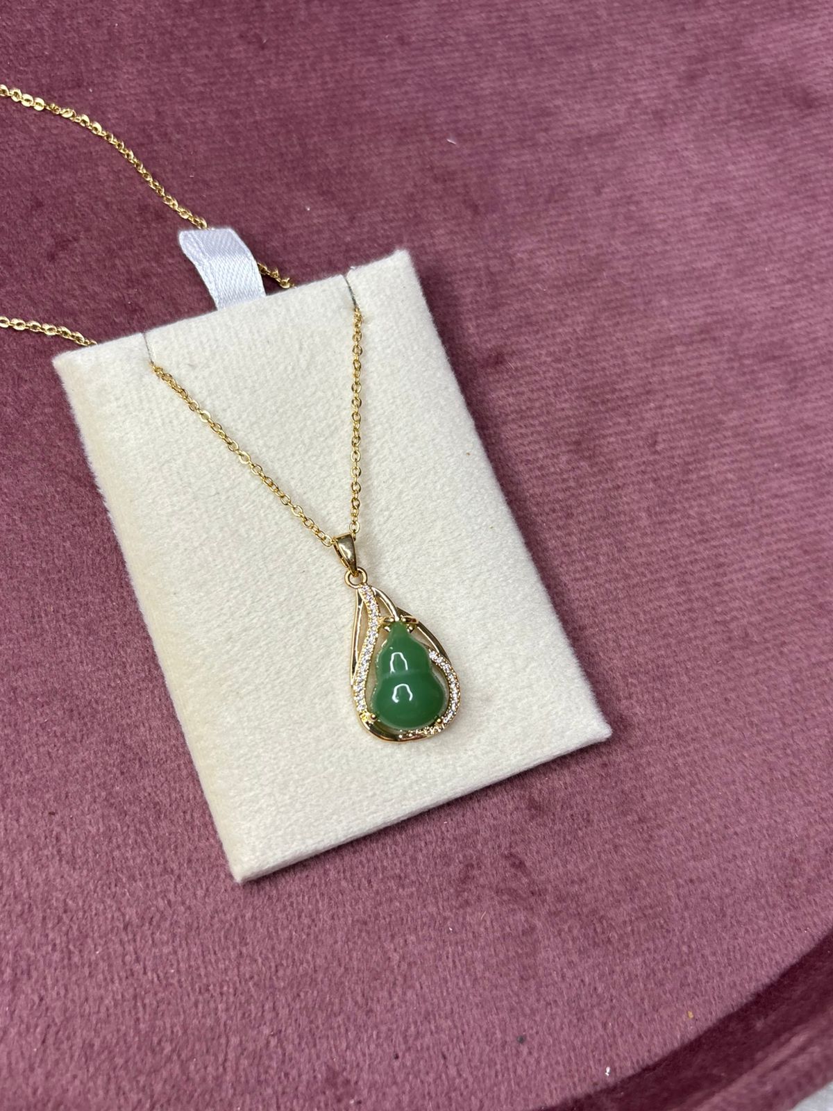 Green-Stone Drop Necklace Chain