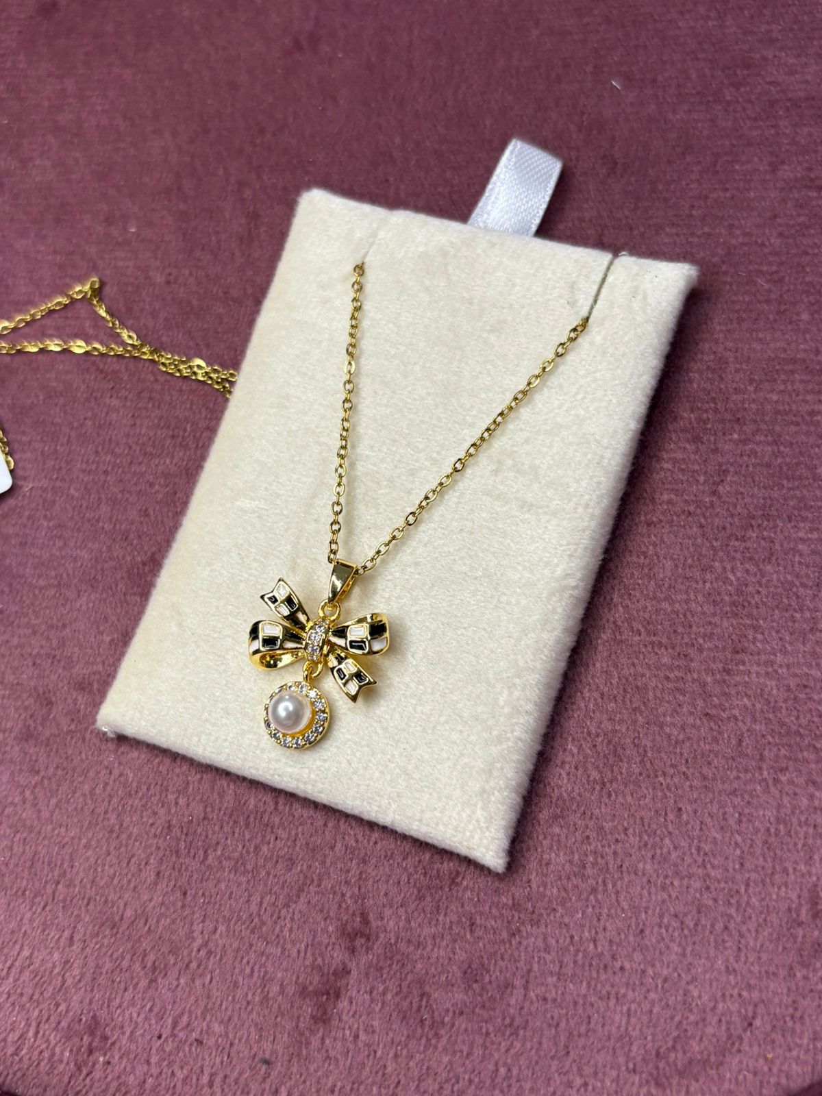 Pearl-Drop Bow Necklace Chain