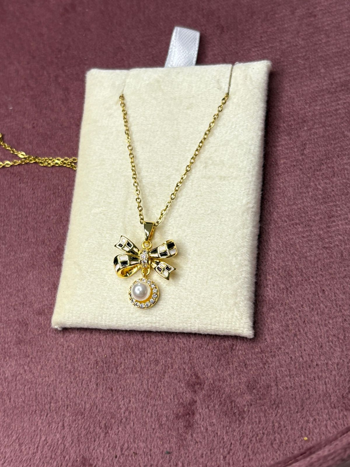 Pearl-Drop Bow Necklace Chain