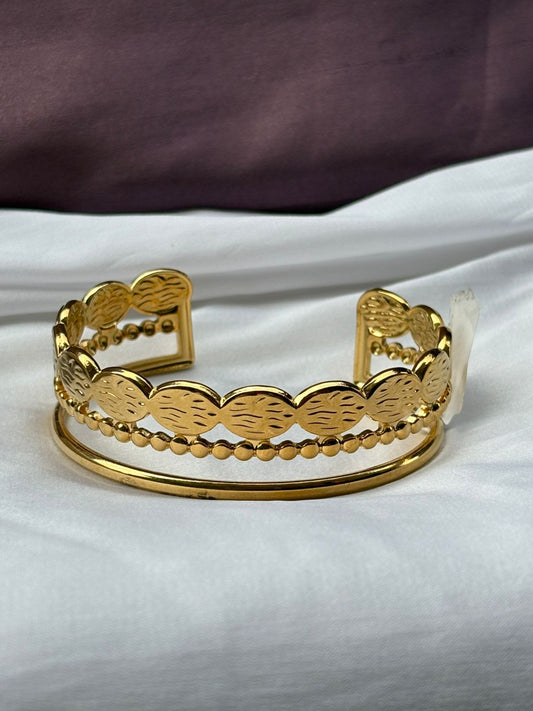 Classic Gold Stack look Bracelet