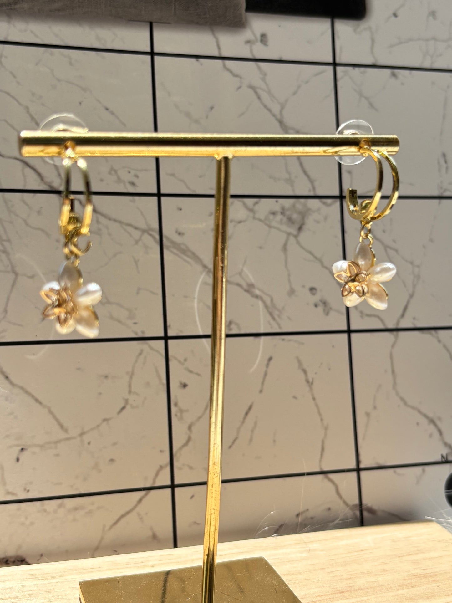 Daisy Mini Earrings
